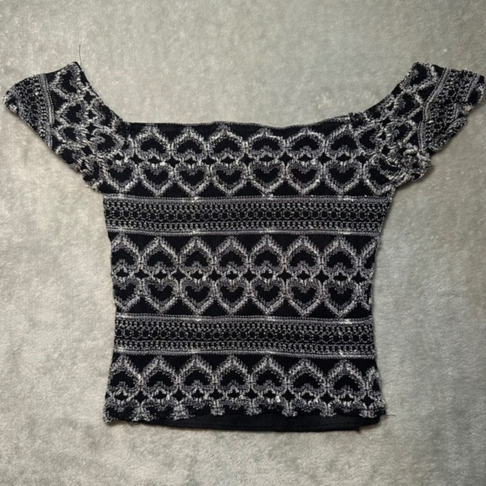 Charlotte Russe Top Size S Black White Heart Print Knit Off Shoulder Stretch Y2K - Picture 1 of 10